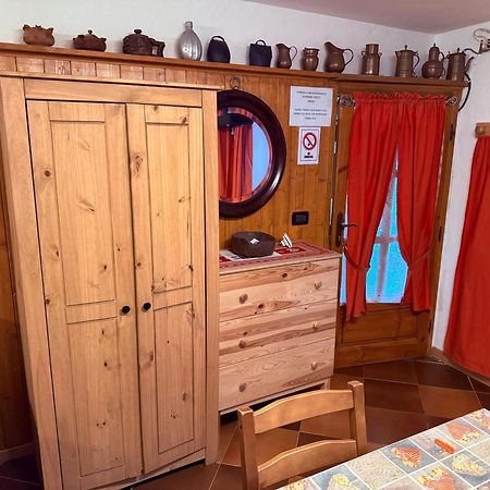 Casa Vacanze Nora Chamois Eksteriør billede