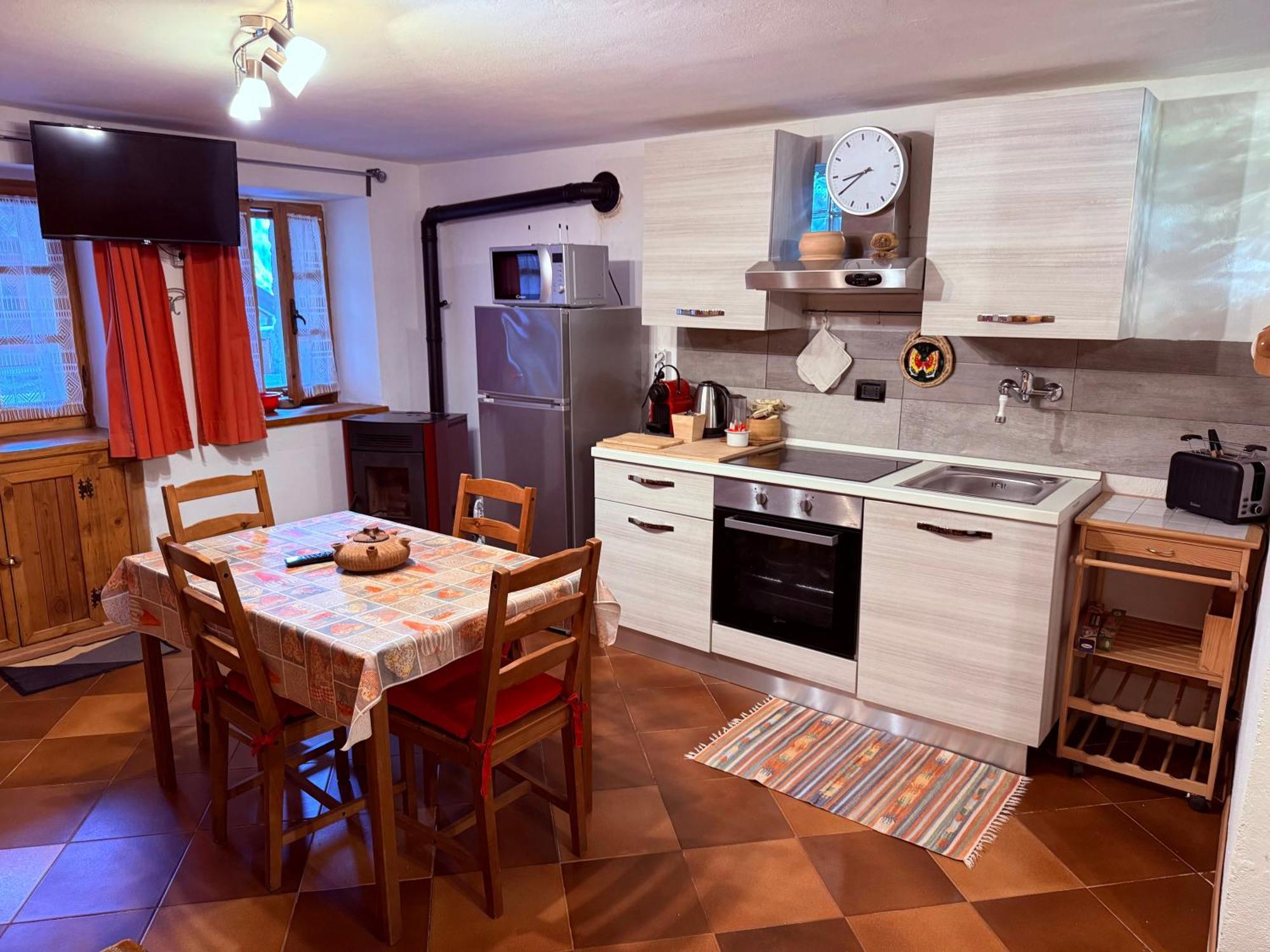 Casa Vacanze Nora Chamois Eksteriør billede