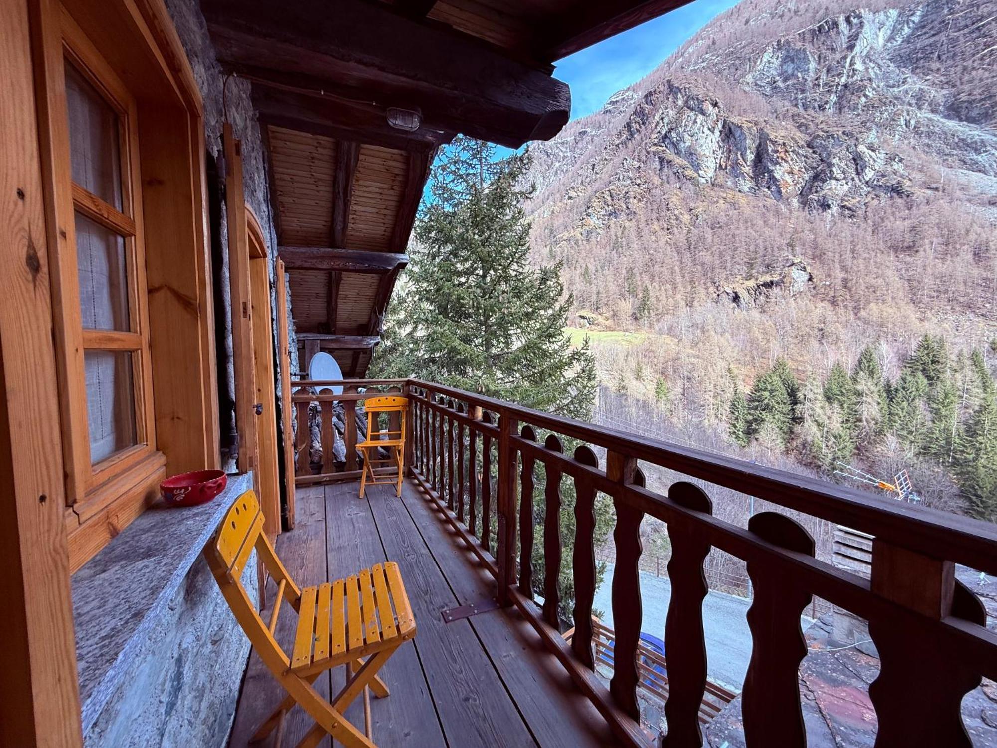 Casa Vacanze Nora Chamois Eksteriør billede