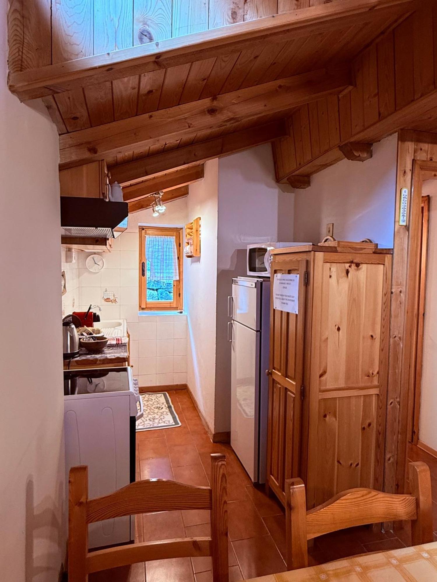 Casa Vacanze Nora Chamois Eksteriør billede