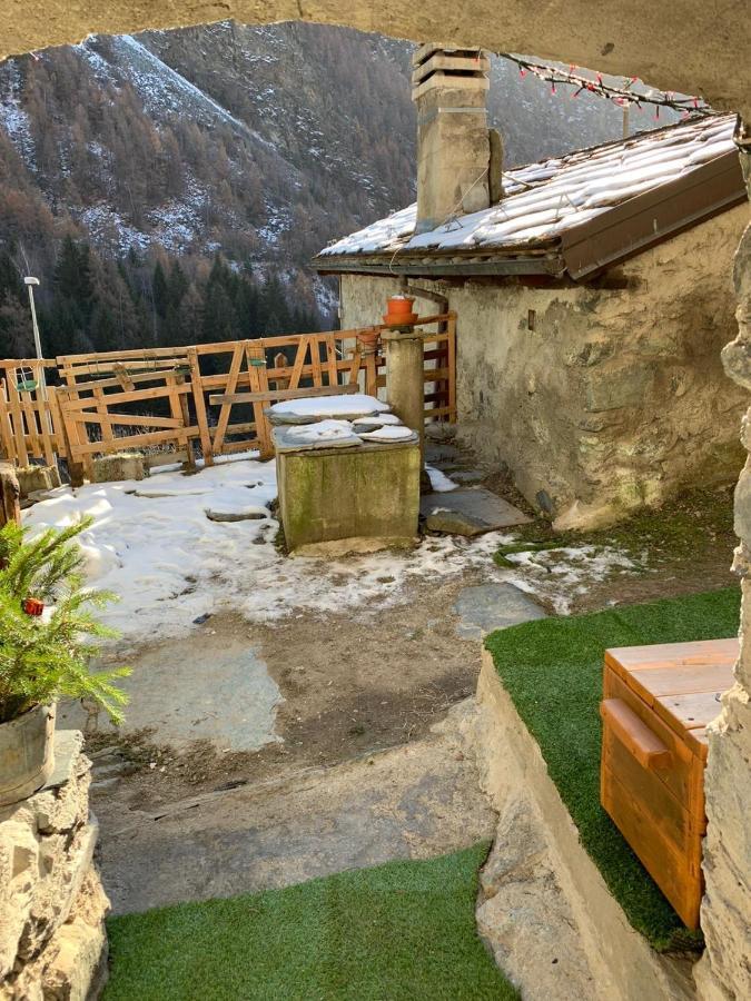 Casa Vacanze Nora Chamois Eksteriør billede